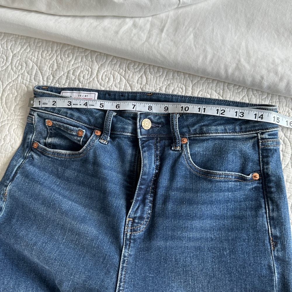 GAP Blue Straight Leg Jeans Classic Style - Picture 8 of 8